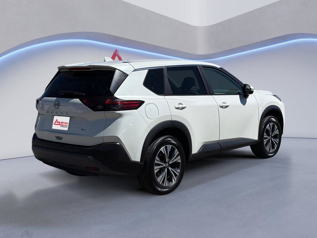 Used 2023 Nissan Rogue SV FWD image 5