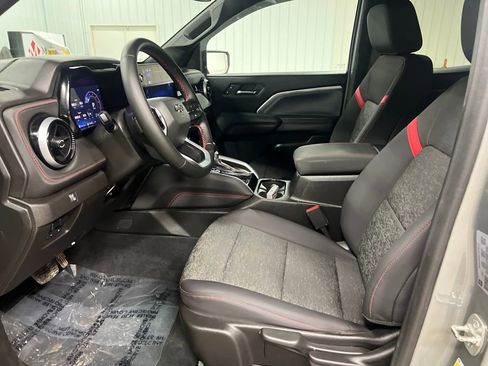 Used 2024 Chevrolet Colorado Z71 w/ Advanced Trailering Package image 13