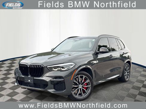 Used 2022 BMW X5 M50i AWD/4WD image 1