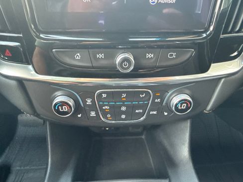 Used 2021 Chevrolet Traverse LT AWD/4WD image 26