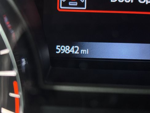 Used 2016 Nissan Pathfinder S image 5