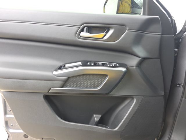 New 2026 Nissan Pathfinder SL FWD image 31