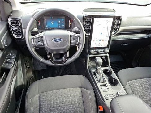 Used 2024 Ford Ranger XLT w/ Technology Package image 2