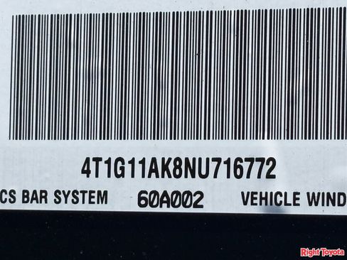 Used 2022 Toyota Camry SE FWD image 33