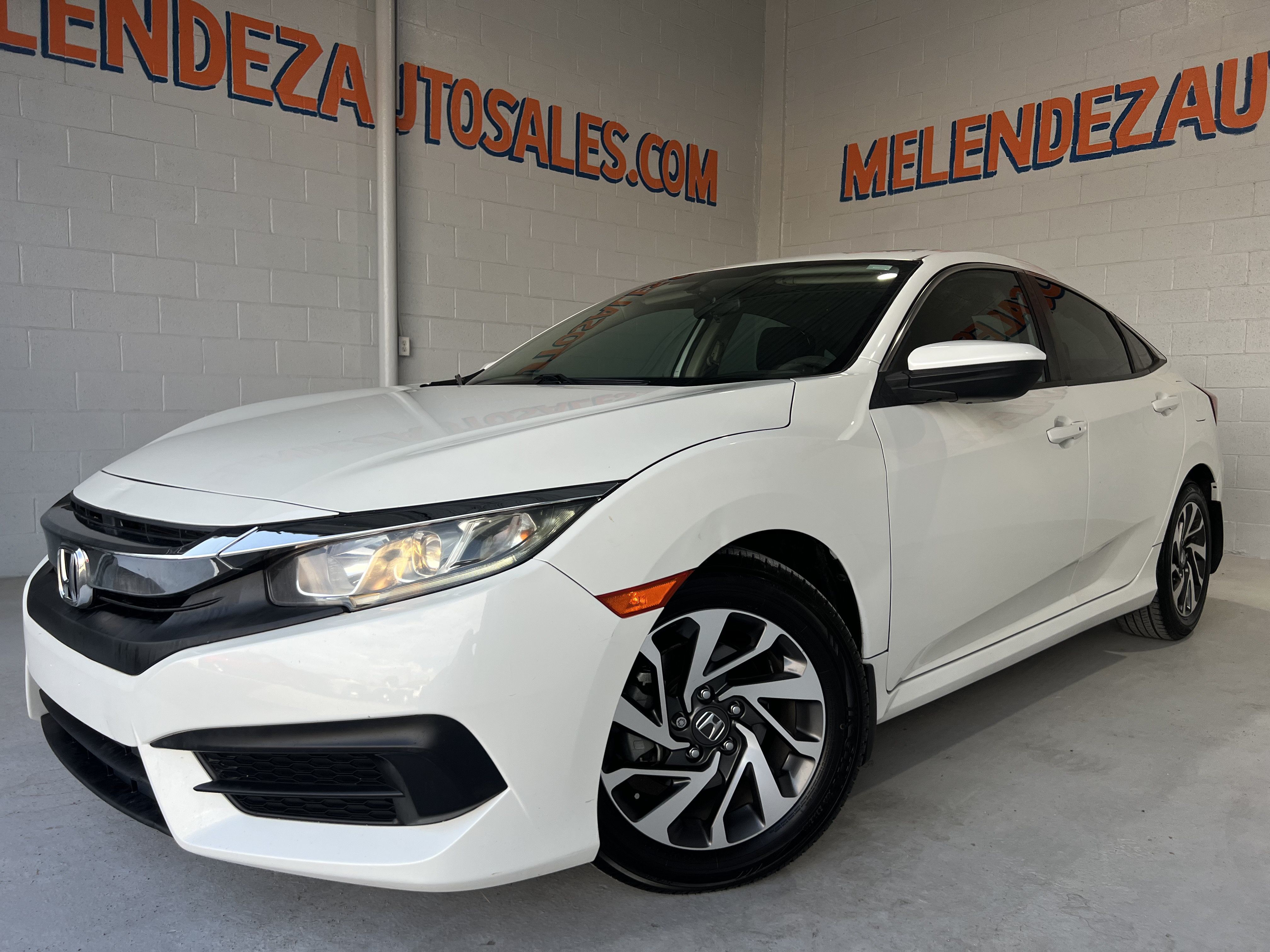 Used 2018 Honda Civic EX image 1