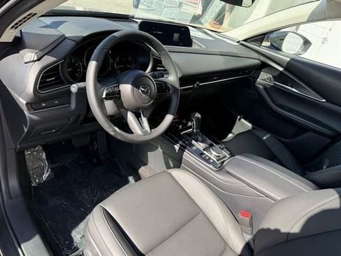New 2025 MAZDA CX-30 AWD 2.5 S w/ Select Sport Pkg image 2