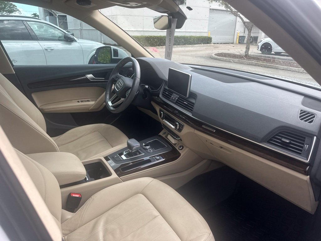 Used 2020 Audi Q5 2.0T Premium Plus AWD/4WD image 5