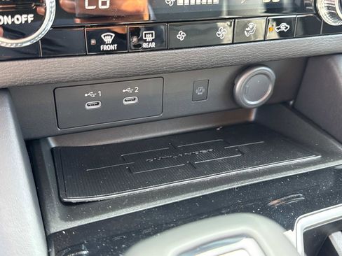 New 2025 Mitsubishi Outlander SE image 29