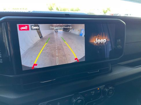 New 2026 Jeep Wrangler Unlimited Rubicon AWD/4WD image 16
