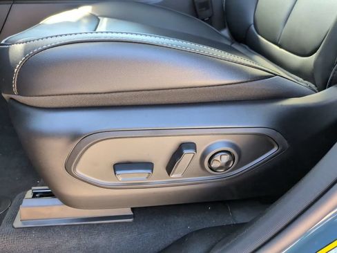 New 2026 Jeep Grand Cherokee L Limited w/ Limited Altitude Package AWD/4WD image 24