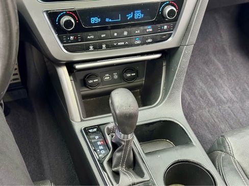 Used 2015 Hyundai Sonata Limited 2.0T image 10