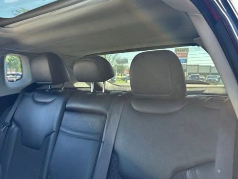 Used 2019 Jeep Compass Latitude AWD/4WD image 23
