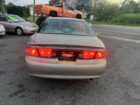 Used 2002 Buick Century Custom w/ Special Edition Pkg FWD image 8