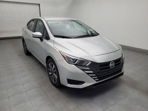 Used 2024 Nissan Versa SV w/ Trunk Package FWD image 13