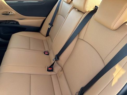 Certified 2025 Lexus ES 300h 300h w/ Premium Package image 13