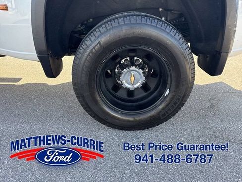 Used 2024 Chevrolet Silverado 3500 High Country w/ High Country Premium Package AWD/4WD image 17