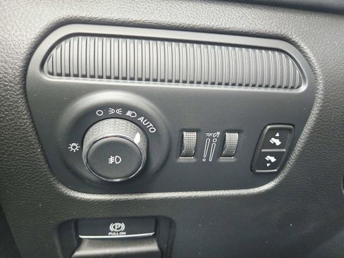 Used 2024 Jeep Wagoneer Series II w/ Convenience Group I AWD/4WD image 42