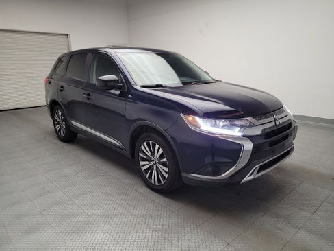 Used 2019 Mitsubishi Outlander ES image 13