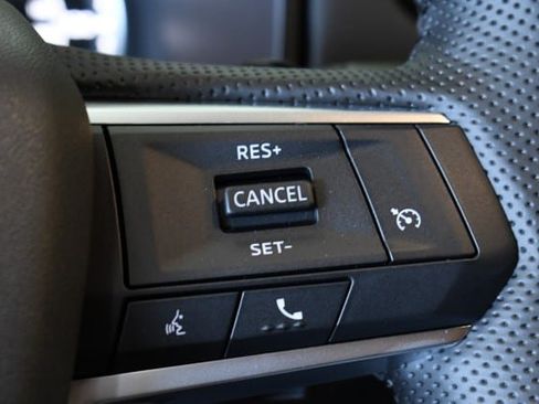 New 2026 Mitsubishi Outlander LE AWD/4WD image 34