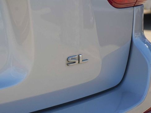 Used 2019 Nissan Pathfinder SL image 8