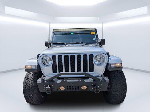 Used 2023 Jeep Gladiator Sport AWD/4WD image 8