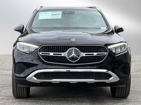Used 2025 Mercedes-Benz GLC 300 4MATIC image 8