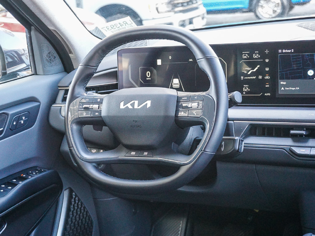 Certified 2024 Kia EV9 Wind AWD/4WD image 17