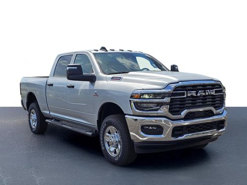New 2026 RAM 2500 Tradesman AWD/4WD image 5