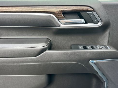 Used 2022 GMC Sierra 1500 Elevation image 10