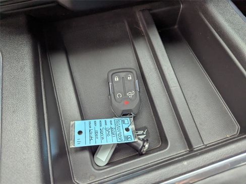 Used 2021 GMC Sierra 1500 SLT w/ SLT Premium Plus Package image 27