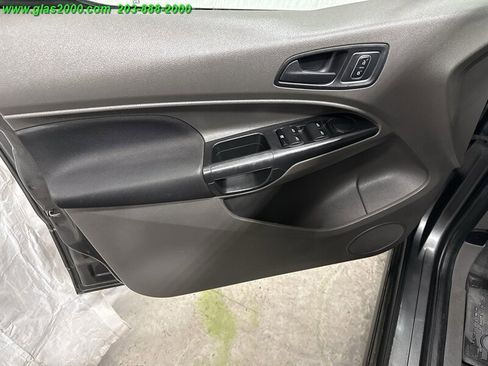 Used 2020 Ford Transit Connect XL image 25