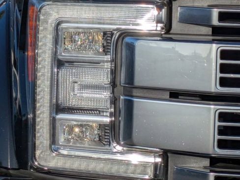 Used 2019 Ford F450 Platinum w/ Platinum Ultimate Package AWD/4WD image 10