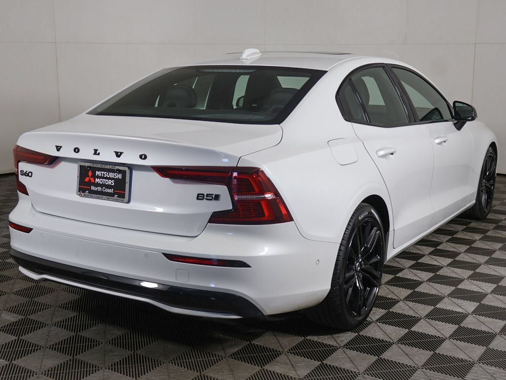 Used 2024 Volvo S60 B5 Plus w/ Climate Package AWD/4WD image 13