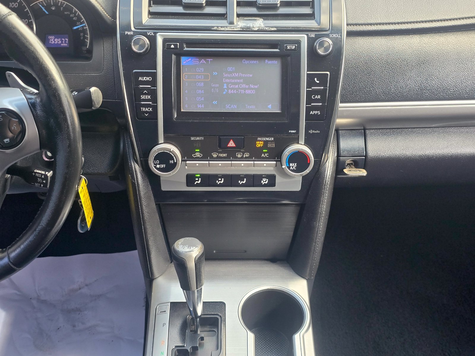Used 2012 Toyota Camry SE FWD image 26