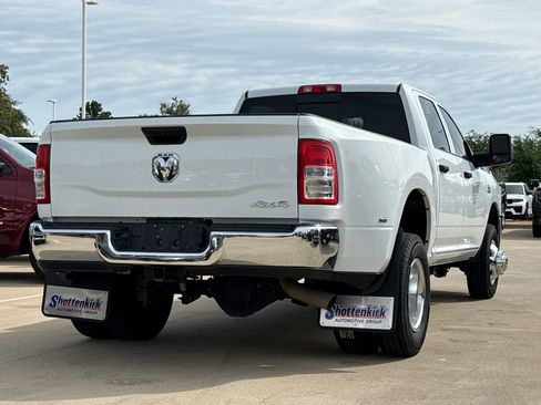 Used 2024 RAM 3500 Tradesman w/ Chrome Appearance Group AWD/4WD image 9