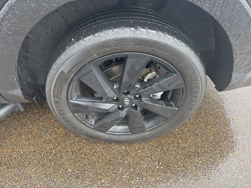 Used 2023 Hyundai Santa Cruz Night image 4