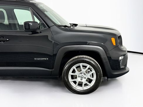 Used 2021 Jeep Renegade Latitude w/ Convenience Group image 42