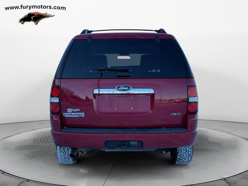 Used 2009 Ford Explorer XLT image 4