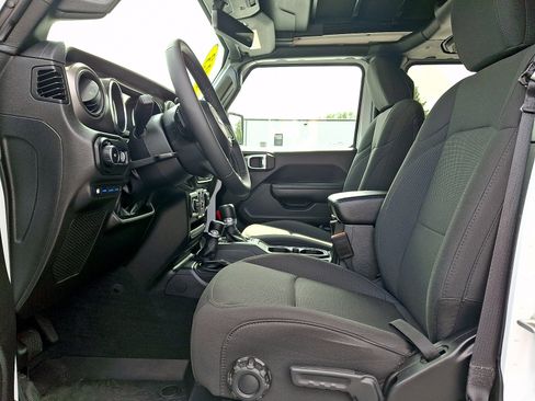 Used 2023 Jeep Wrangler Unlimited w/ Sun & Screen Package AWD/4WD image 14