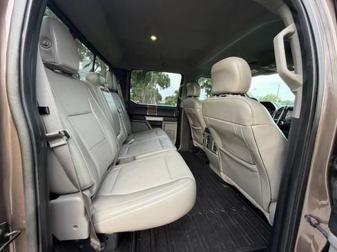 Used 2015 Ford F150 Lariat w/ Equipment Group 502A Luxury AWD/4WD image 17