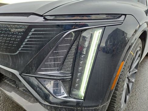 New 2026 Cadillac Lyriq V w/ Exterior Carbon Fiber Package image 6