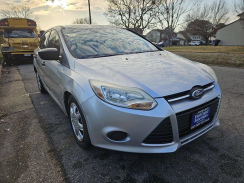 Used 2014 Ford Focus S image 8