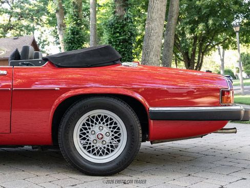 Used 1991 Jaguar XJS V12 Convertible RWD image 5