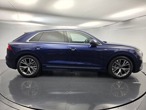 Used 2021 Audi Q8 Prestige AWD/4WD image 3