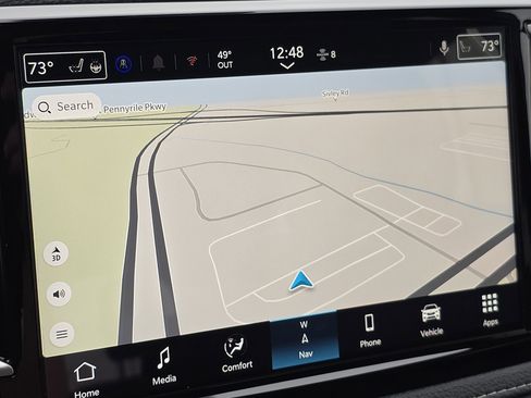 New 2026 Chrysler Pacifica Select image 4