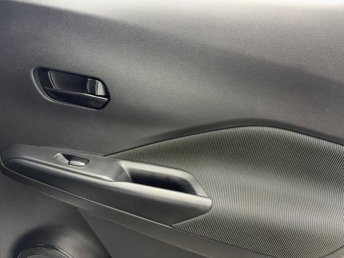 Used 2020 Nissan Kicks S FWD image 43