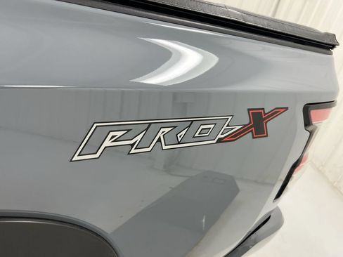 Used 2024 Nissan Frontier Pro-X RWD image 26