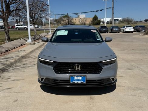 Used 2023 Honda Accord Touring image 8