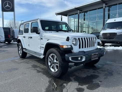 Used 2018 Jeep Wrangler Unlimited Sahara image 1