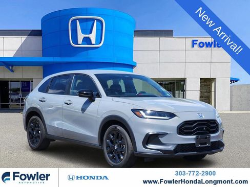 Used 2024 Honda HR-V Sport image 1